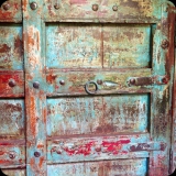 56  Distressed & layered antique paint finish - detail